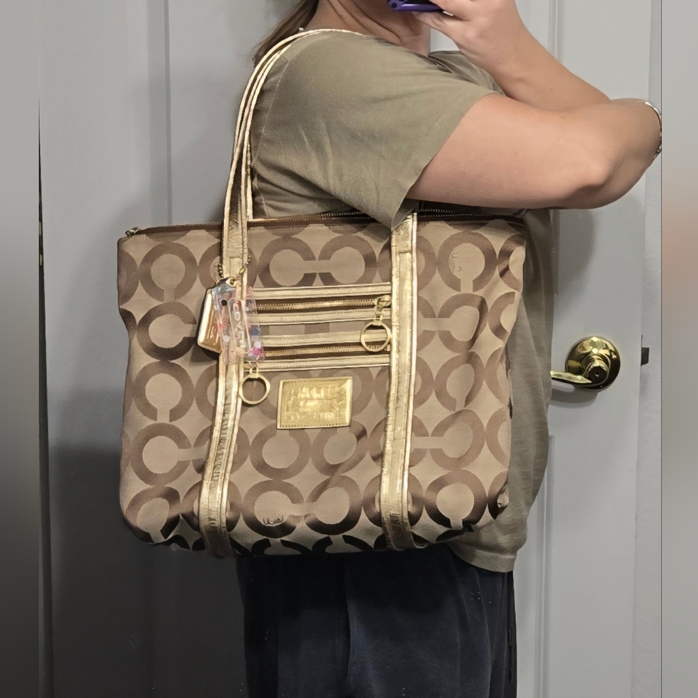 Coach Poppy Op Art Glam Tote #13826 - Picture 14 of 14